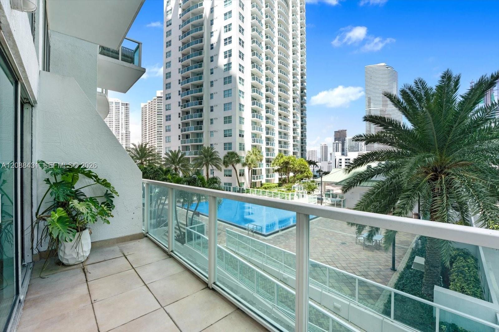 41 SE 5th Street 801, Miami, FL 33131 photo 19