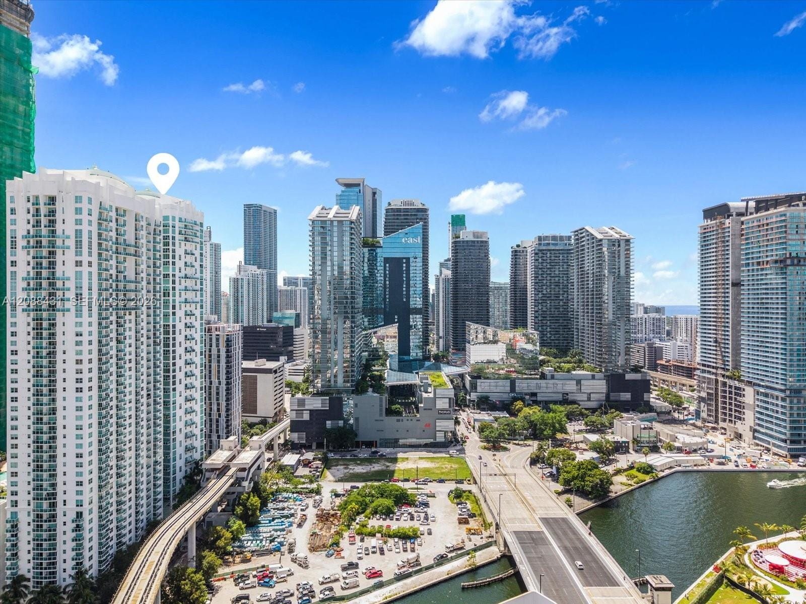 41 SE 5th Street 801, Miami, FL 33131 photo 25
