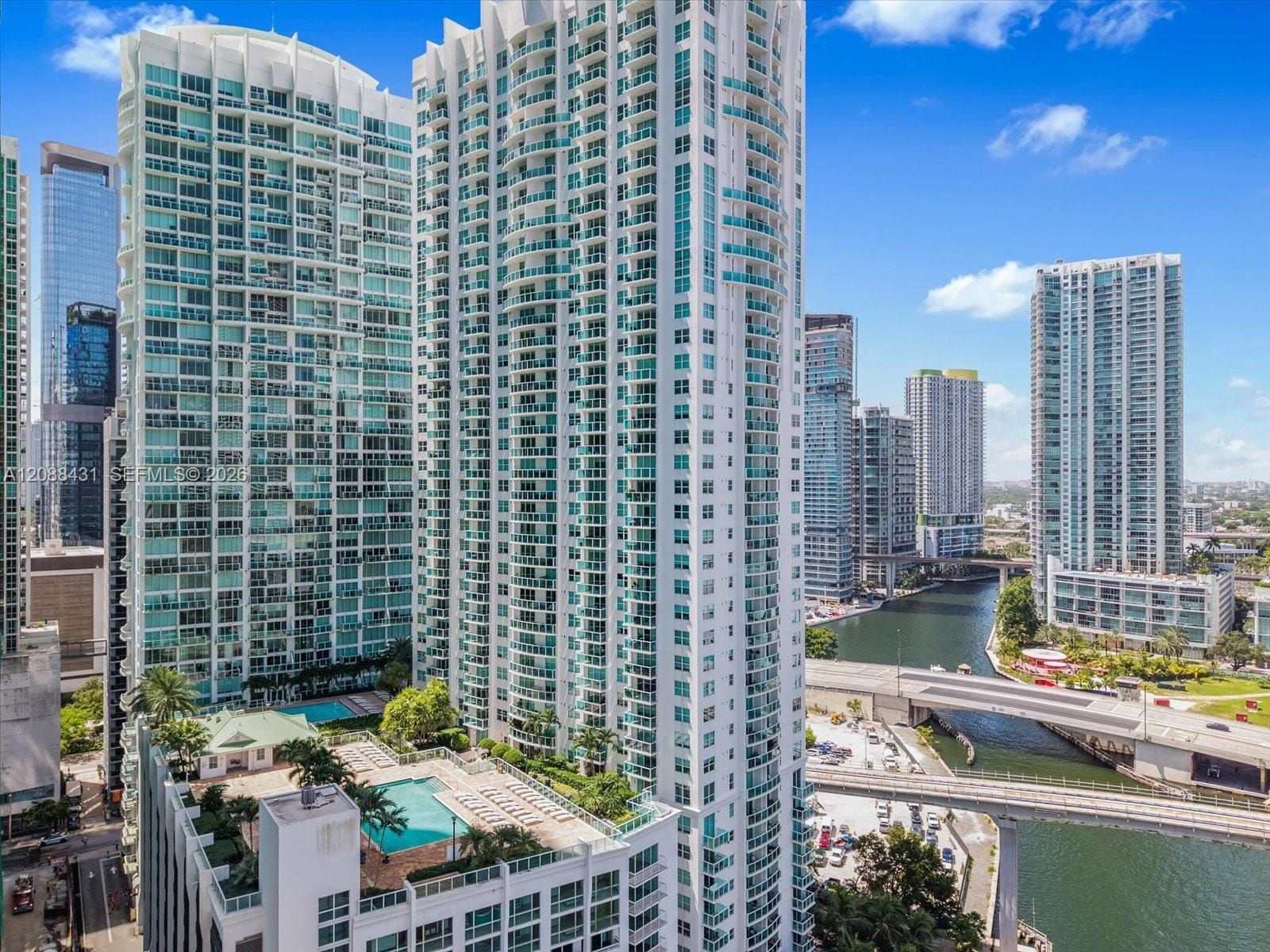 41 SE 5th Street 801, Miami, FL 33131 photo 26