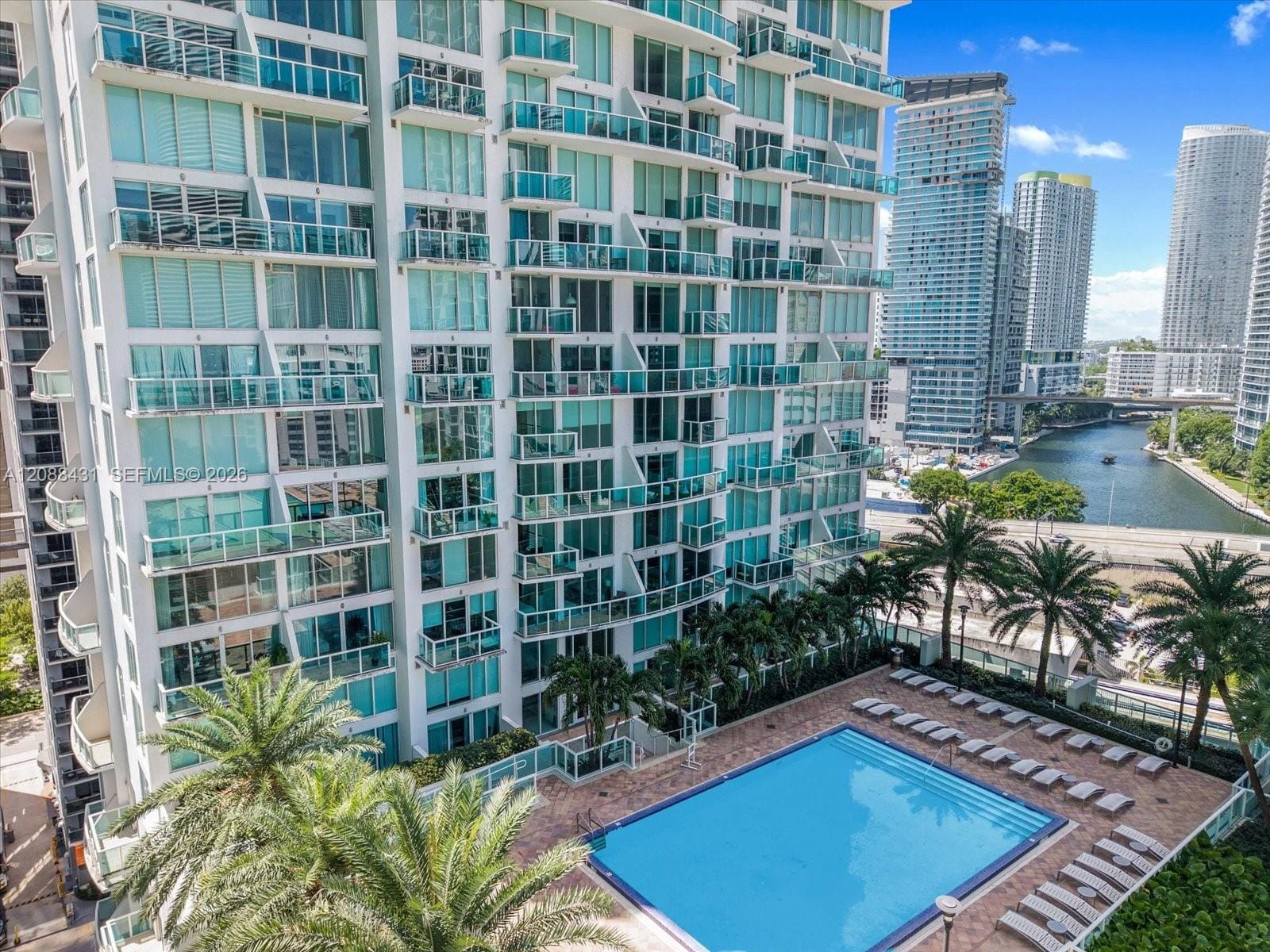 41 SE 5th Street 801, Miami, FL 33131 photo 28