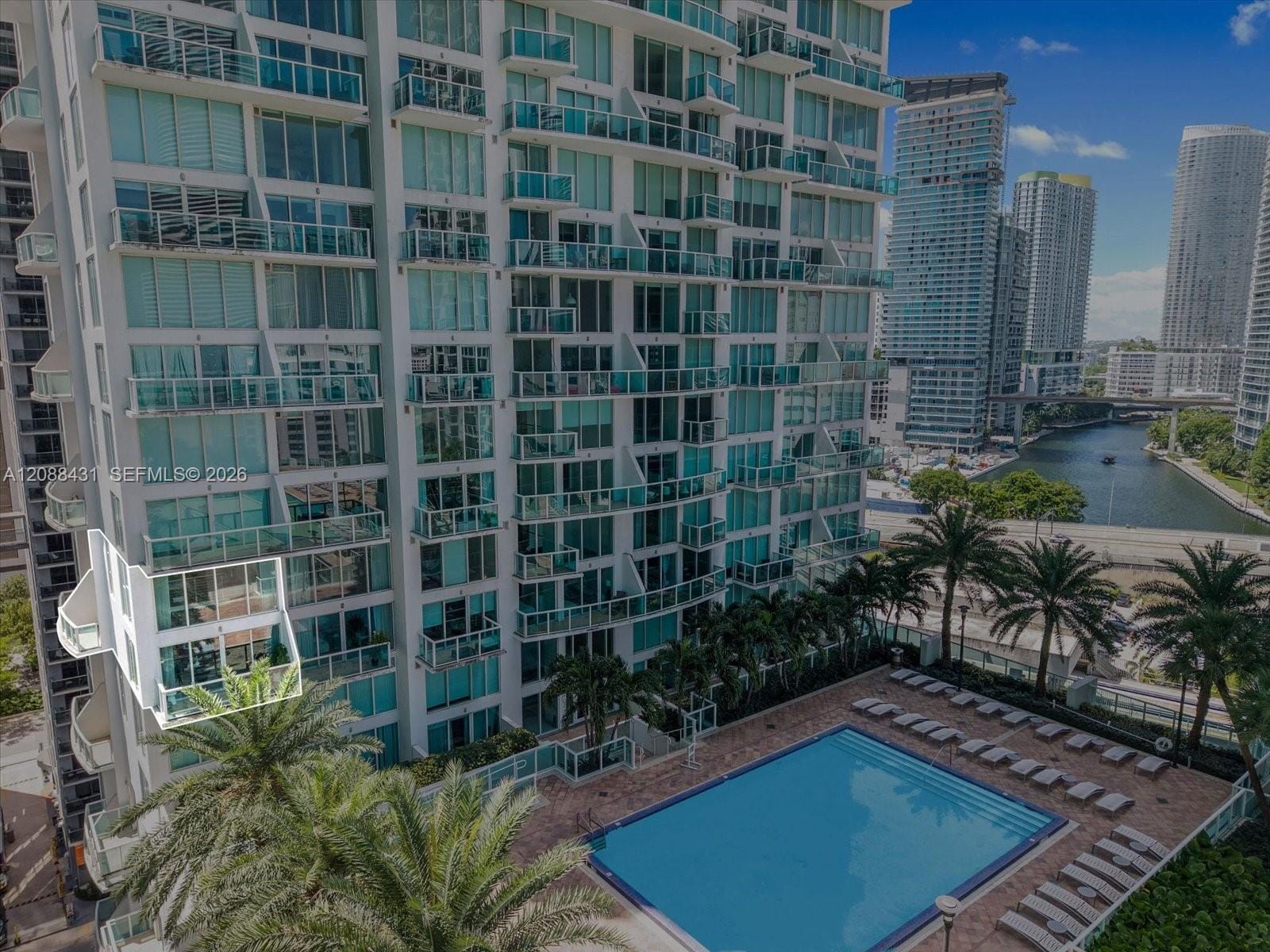 41 SE 5th Street 801, Miami, FL 33131 photo 29