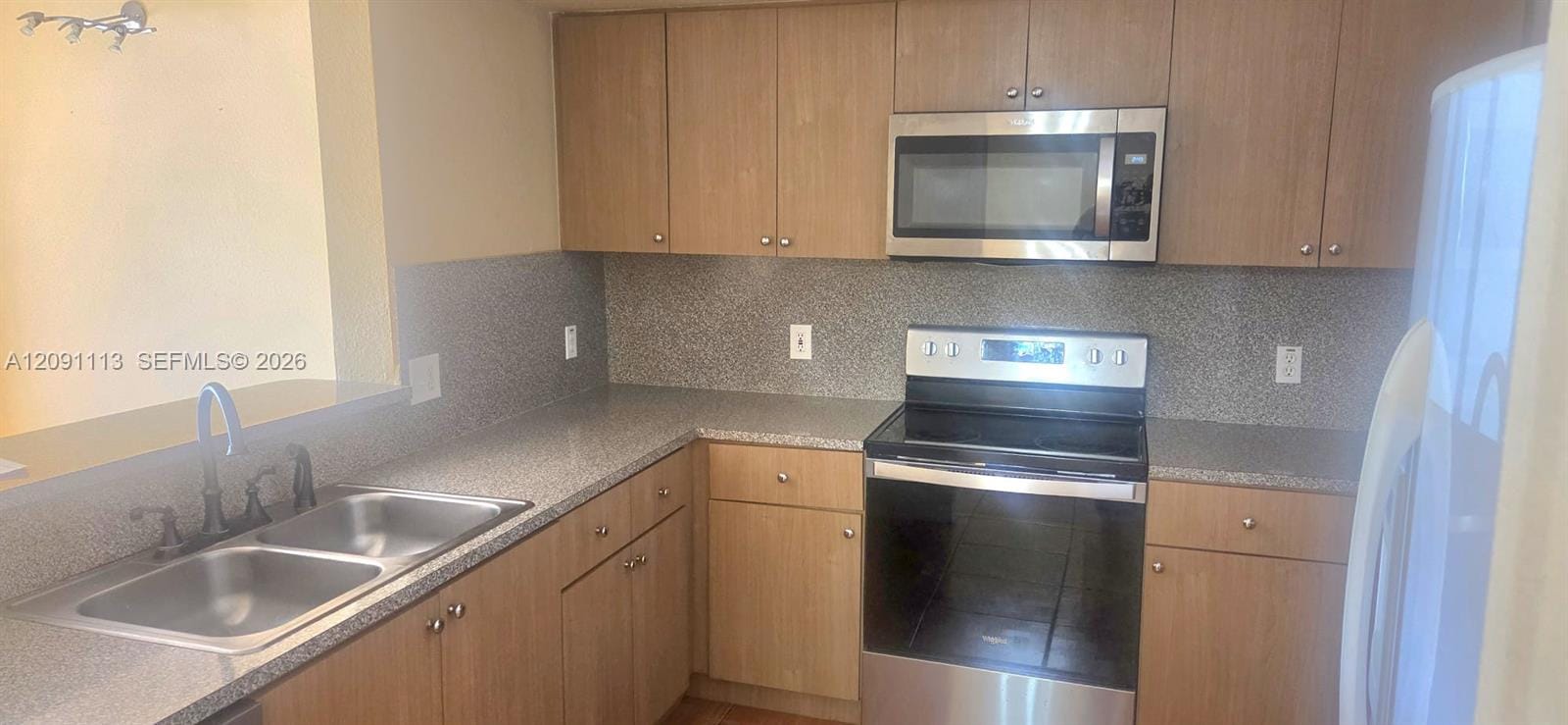 9300 Fontainebleau Boulevard E213 — photo 3