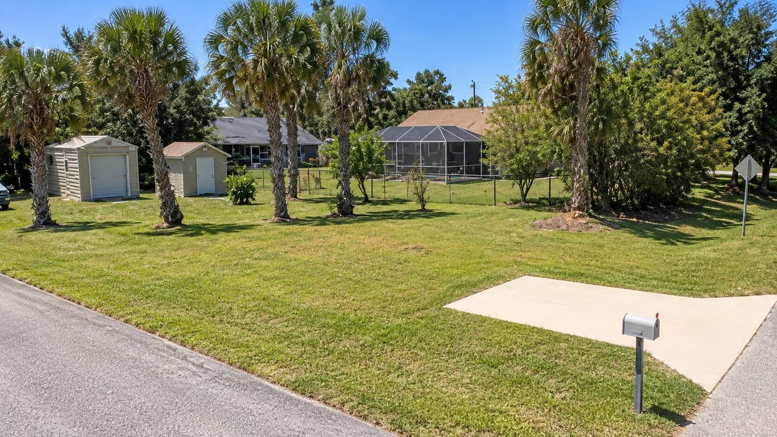 8003 Lockwood Drive — photo 2