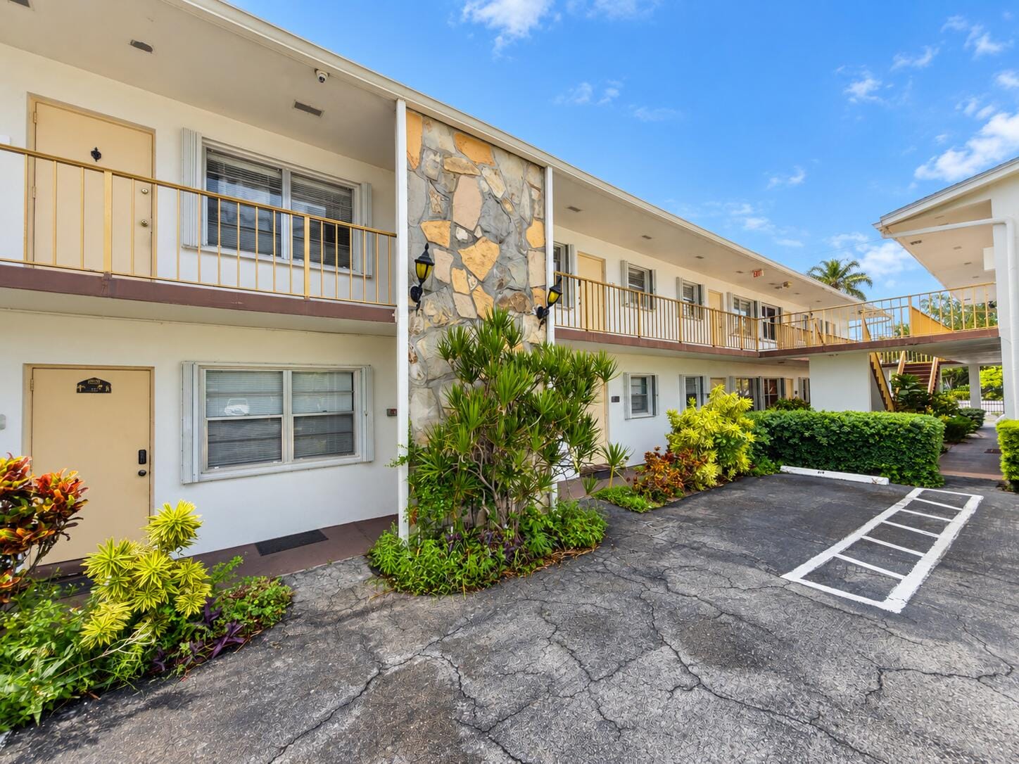 111 Cleveland Street A - 6, Lake Worth Beach, FL 33461 photo 2
