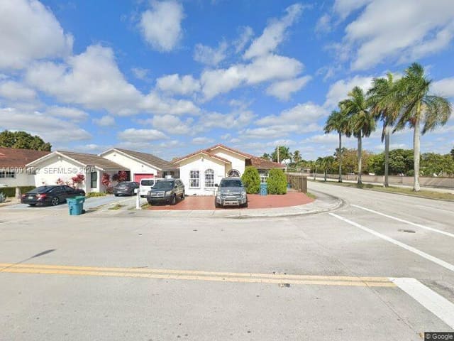 14201 SW 48th Lane, Miami, FL 33175