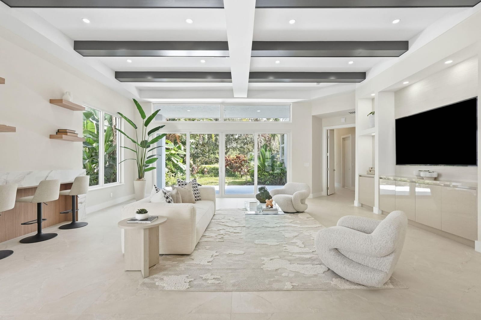 7695 VILLA D ESTE Way — photo 12