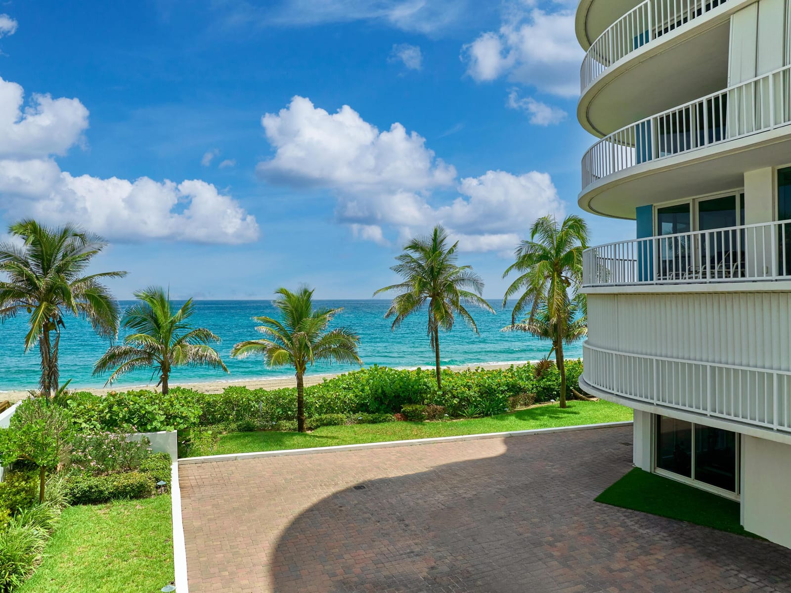 3211 S Ocean Boulevard 403 — photo 4
