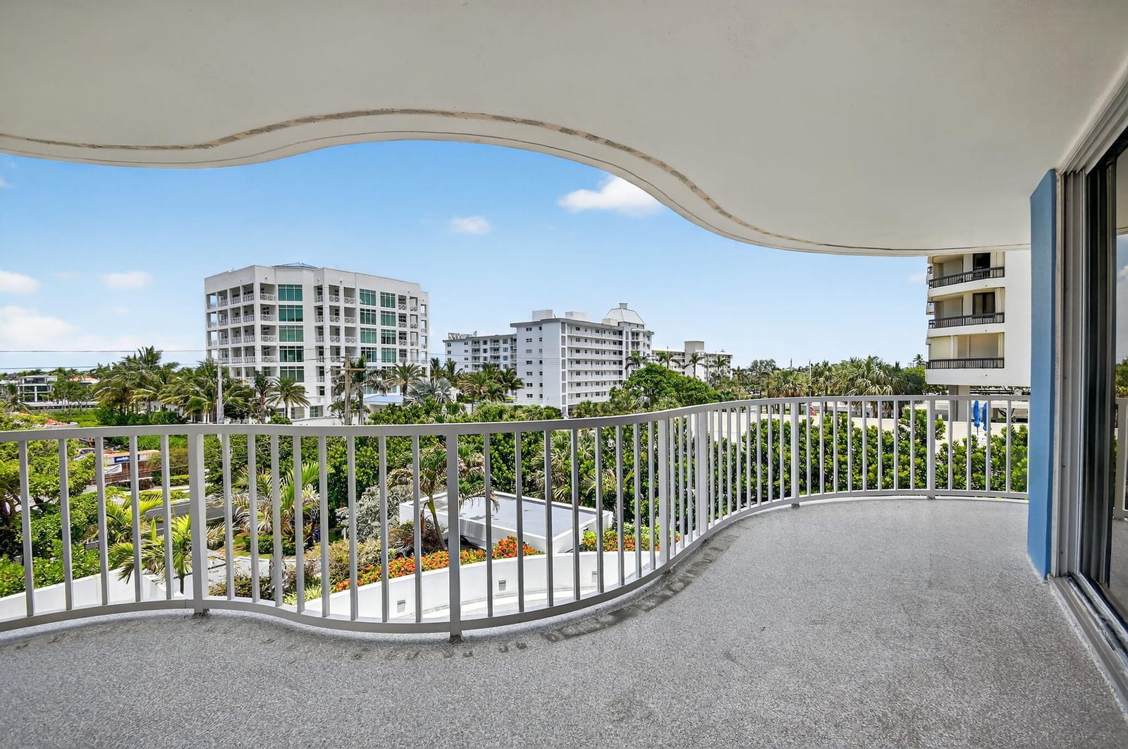 3211 S Ocean Boulevard 403 — photo 6