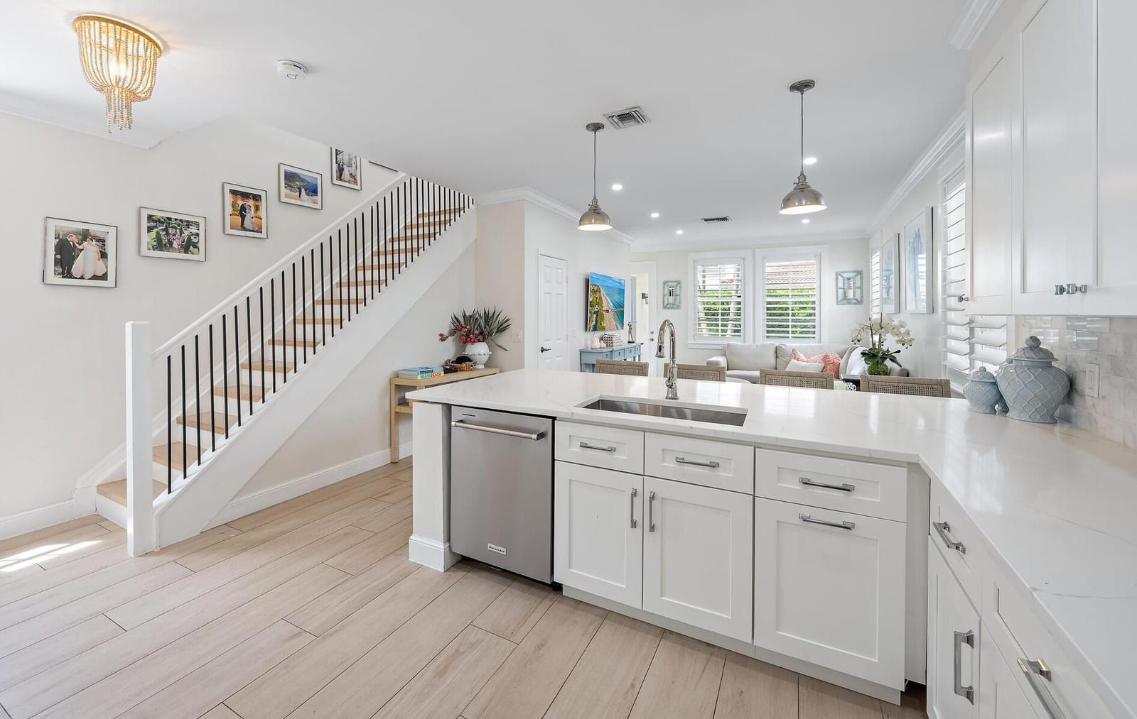 331 October Street, Palm Beach Gardens, FL 33410 photo 2