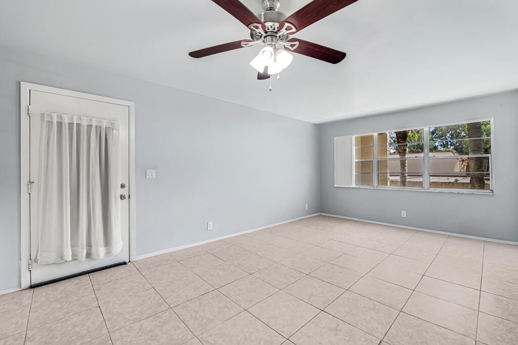 445 LAKE FRANCES Drive 445 — photo 11