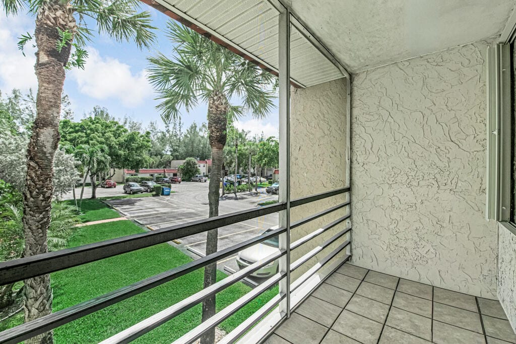 445 LAKE FRANCES Drive 445, West Palm Beach, FL 33411 photo 19