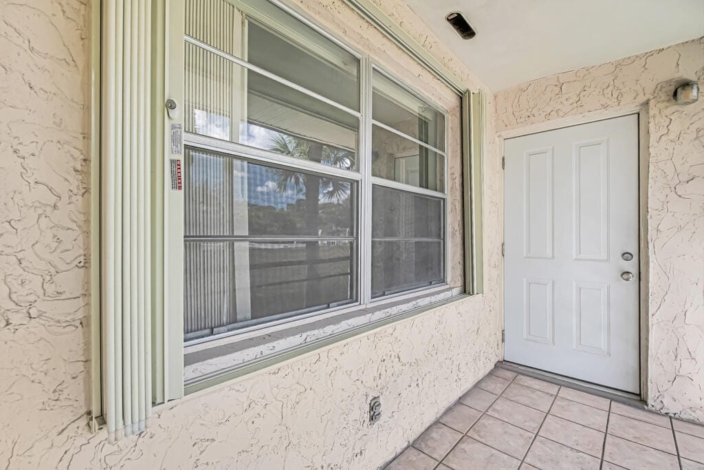 445 LAKE FRANCES Drive 445, West Palm Beach, FL 33411 photo 21