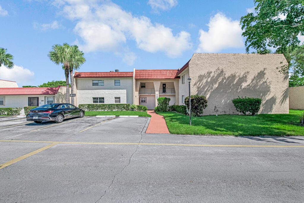 445 LAKE FRANCES Drive 445, West Palm Beach, FL 33411 photo 22