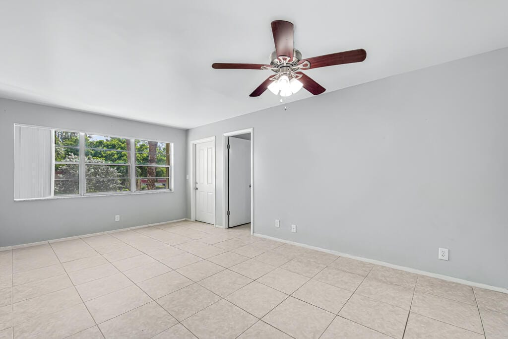 445 LAKE FRANCES Drive 445 — photo 4