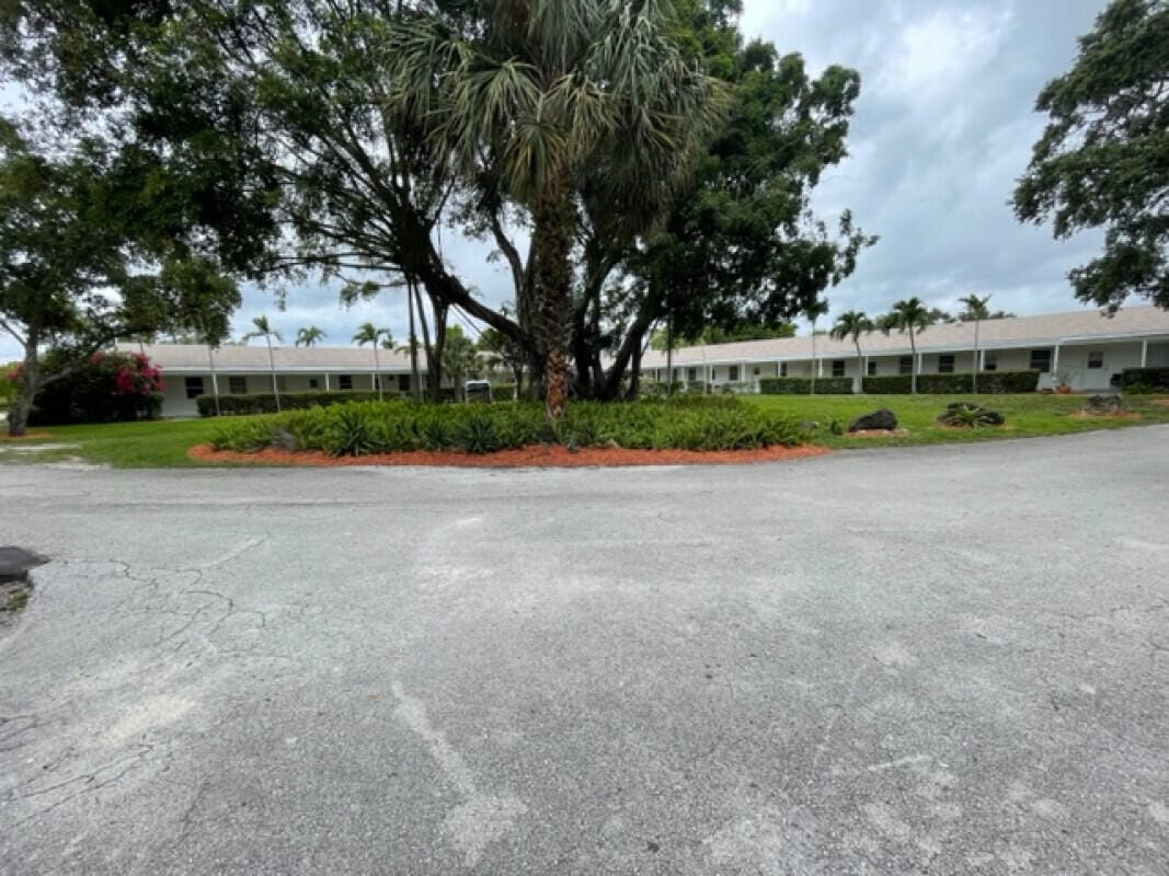 3000 NW 5th Avenue 15, Boca Raton, FL 33431 photo 1