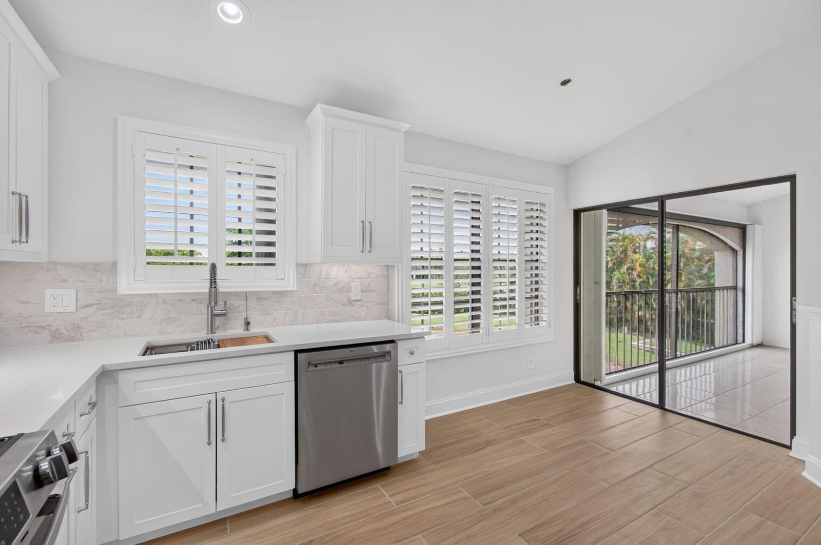 8320 Waterline Drive 202, Boynton Beach, FL 33472 photo 16