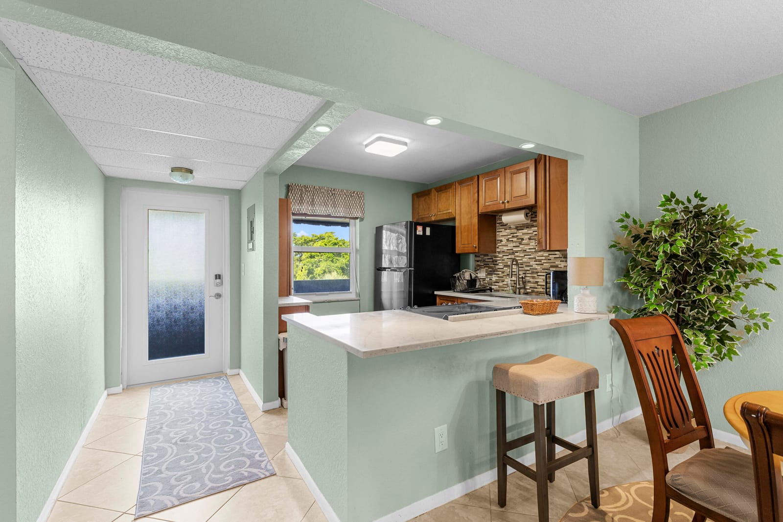 7797 GOLF CIR Drive 303, Margate, FL 33063 photo 7