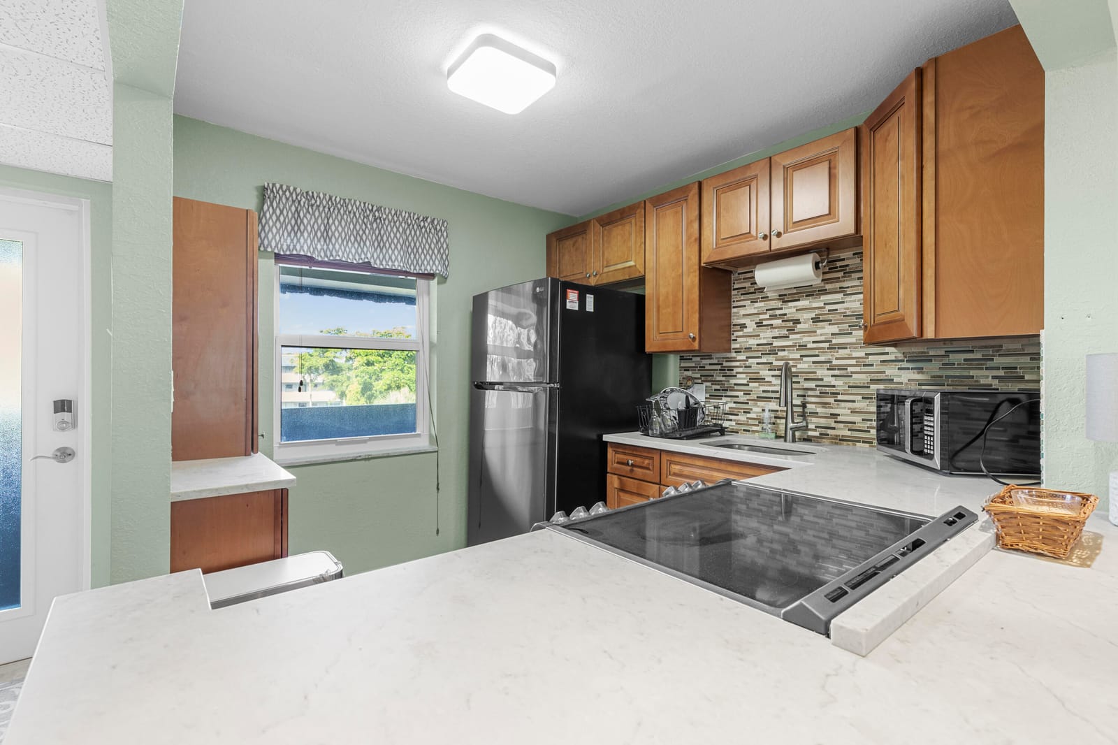 7797 GOLF CIR Drive 303, Margate, FL 33063 photo 8