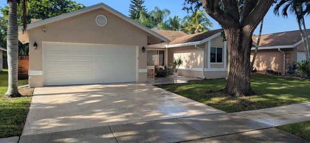 3820 NW 58TH Street, Coconut Creek, FL 33073
