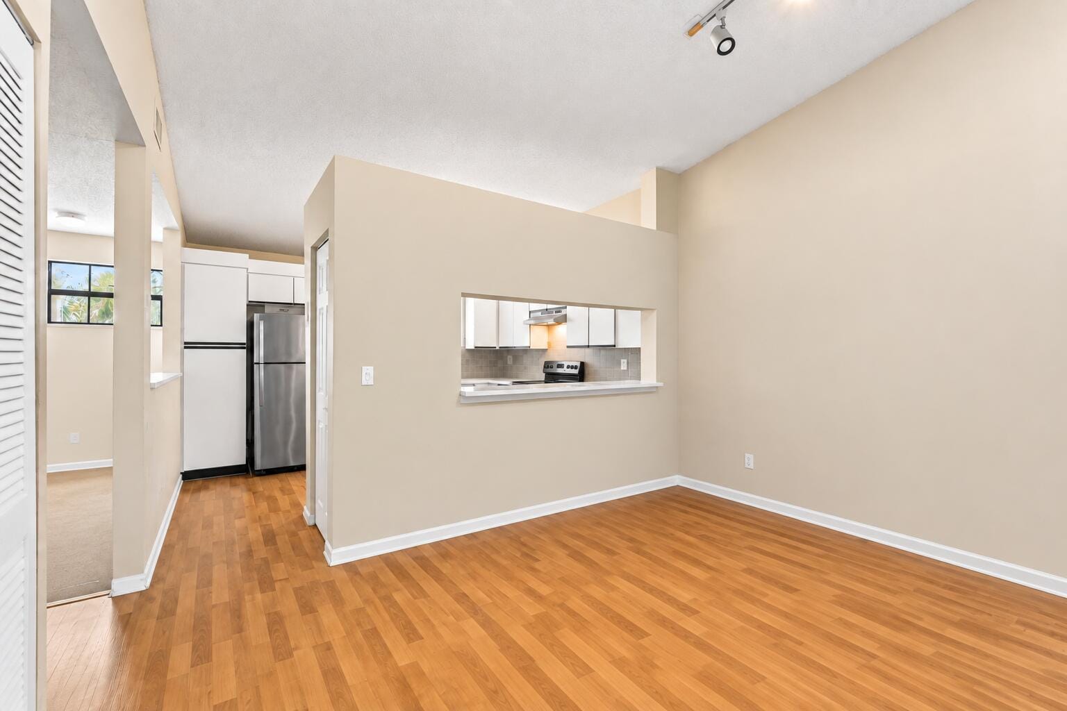 906 CONGRESSIONAL Way 906 — photo 5