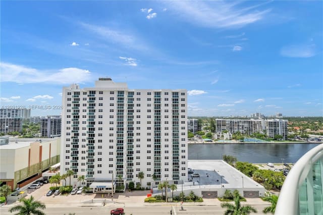 3001 S Ocean Drive 1237, Hollywood, FL 33019