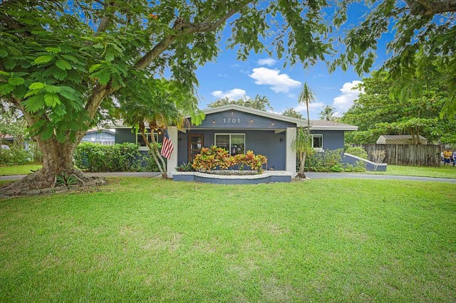 1701 SW 32ND Court, Fort Lauderdale, FL 33315