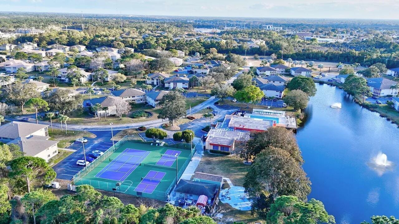 12 LAKE VISTA Trail 203, Port St. Lucie, FL 34952 photo 16