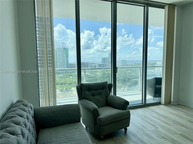 79 SW 12th Street 3005, Miami, FL 33130
