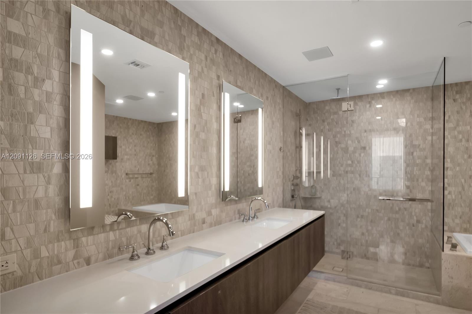 88 SW 7th Street 3205, Miami, FL 33130 photo 16