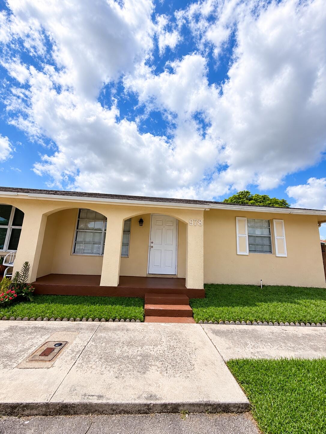 978 Sumter Road W, West Palm Beach, FL 33415 - photo 1 of 22