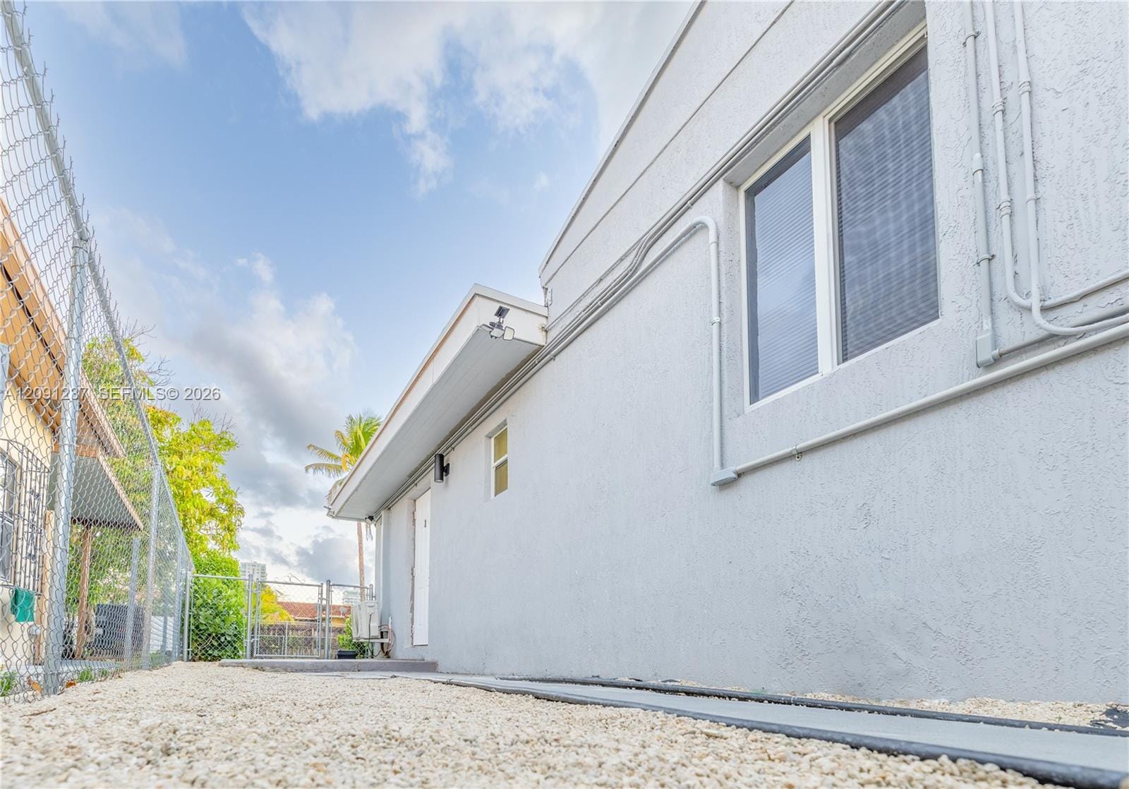 1836 NW 16th Terrace 2, Miami, FL 33125 photo 21
