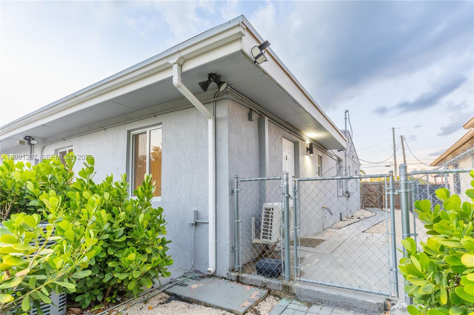 1836 NW 16th Terrace 2, Miami, FL 33125 photo 22