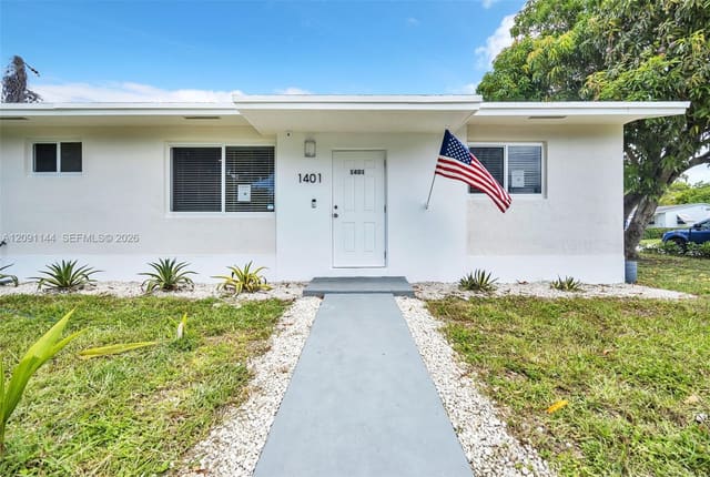 1401 NE 152nd Street, North Miami Beach, FL 33162