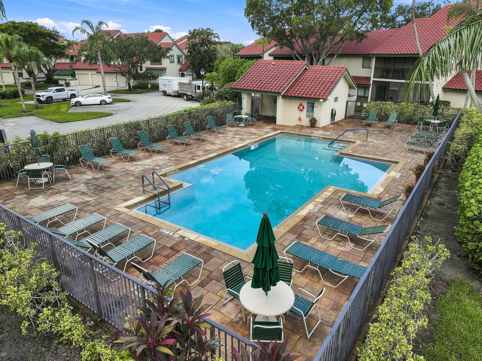11 Lexington Lane E B, Palm Beach Gardens, FL 33418 photo 22