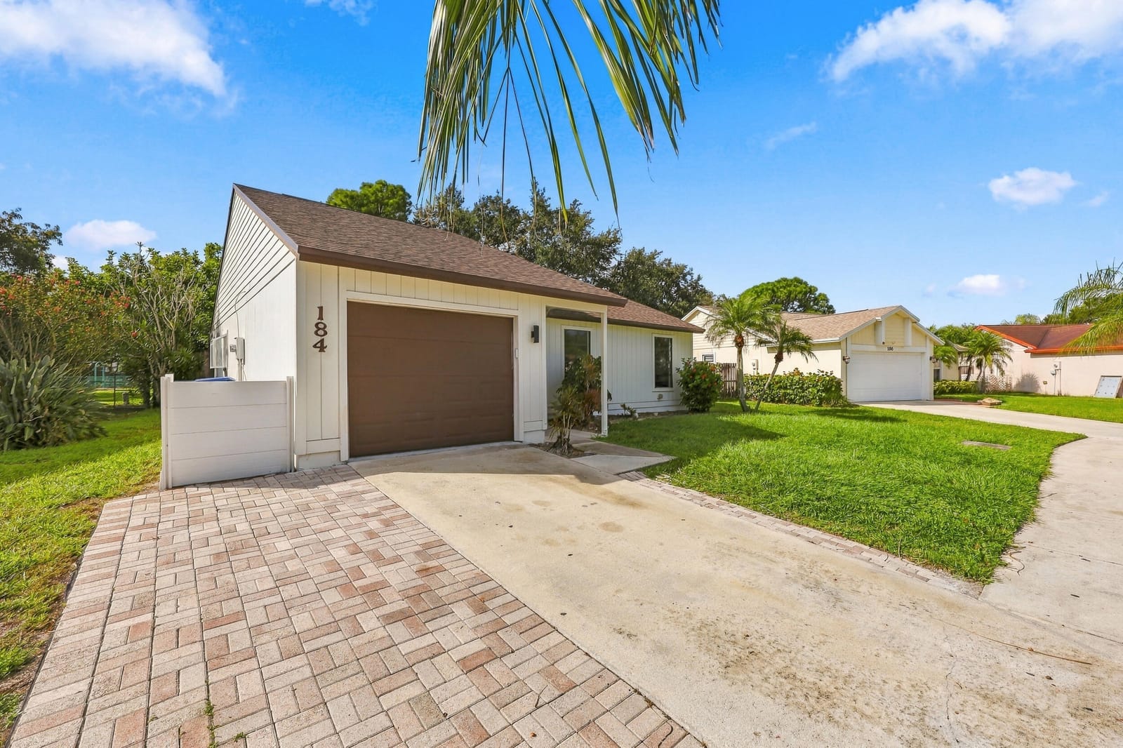184 GREENTREE Circle, Jupiter, FL 33458 photo 2