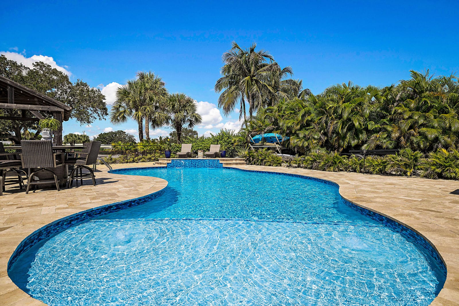 71 FAIRVIEW W, Tequesta, FL 33469 photo 2