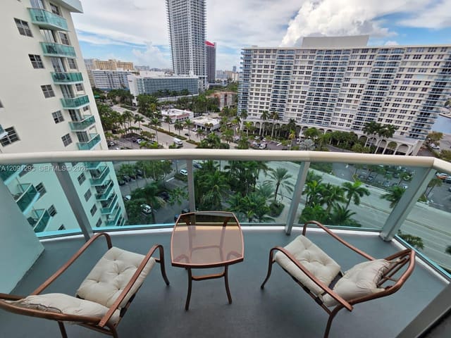3801 S Ocean Drive 14U, Hollywood, FL 33019