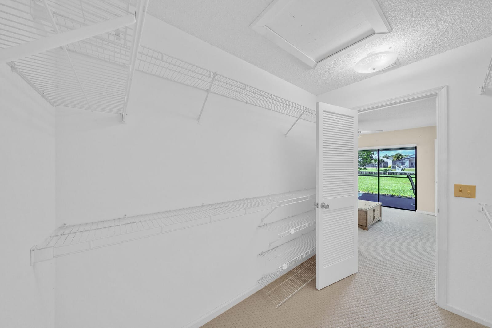 142 PARKWOOD Drive, Royal Palm Beach, FL 33411 photo 22