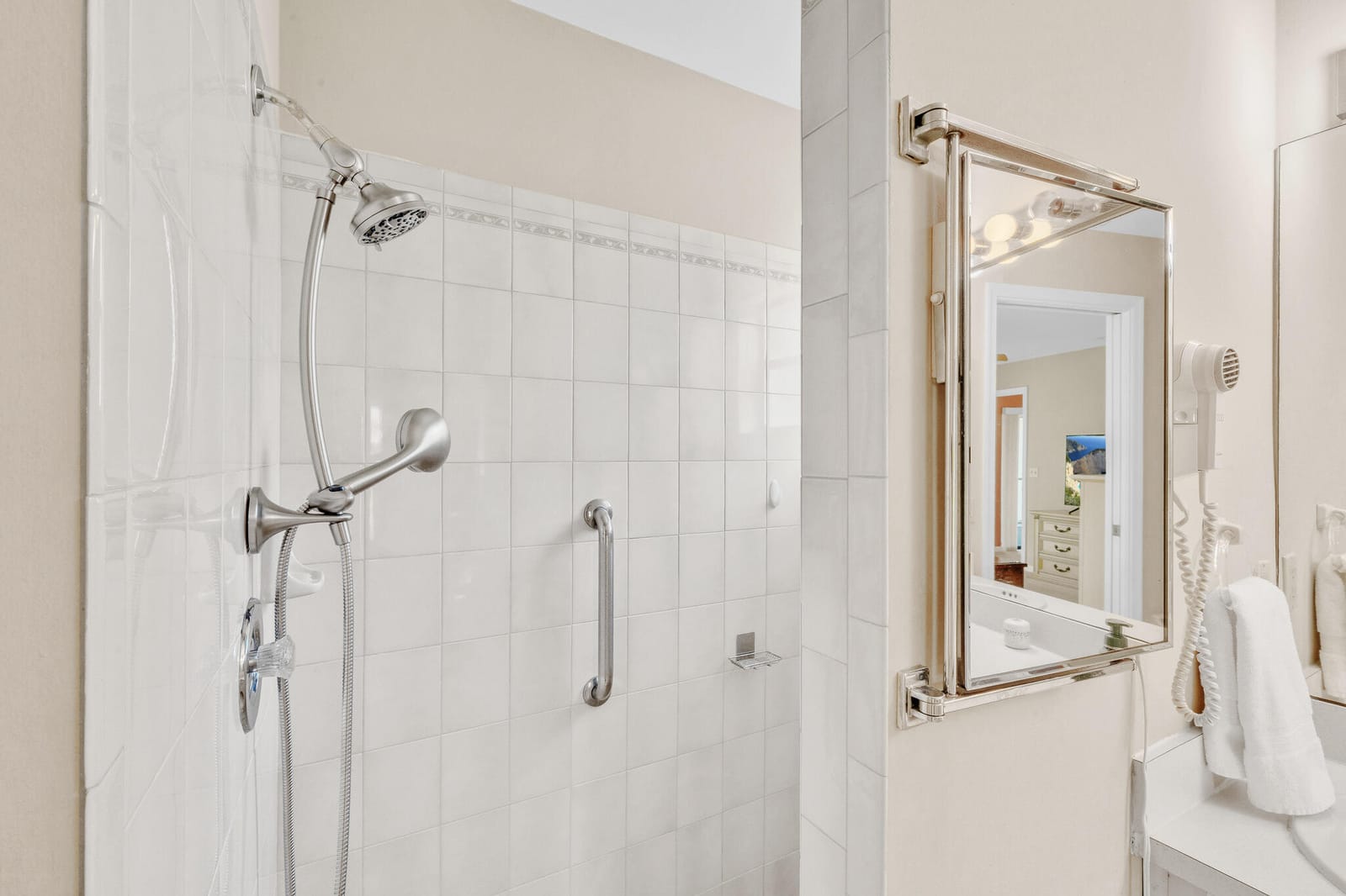 142 PARKWOOD Drive, Royal Palm Beach, FL 33411 photo 25