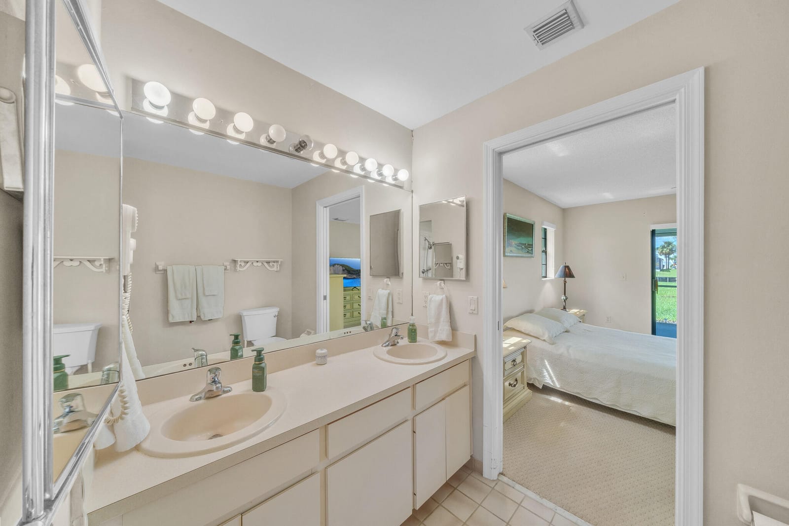 142 PARKWOOD Drive, Royal Palm Beach, FL 33411 photo 26