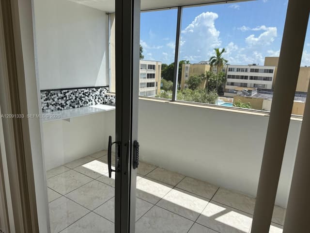 6831 SW 147th Avenue 4G1, Miami, FL 33193