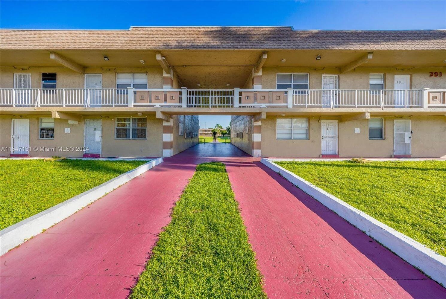 505 NW 177TH Street 131, Miami Gardens, FL 33169 photo 16