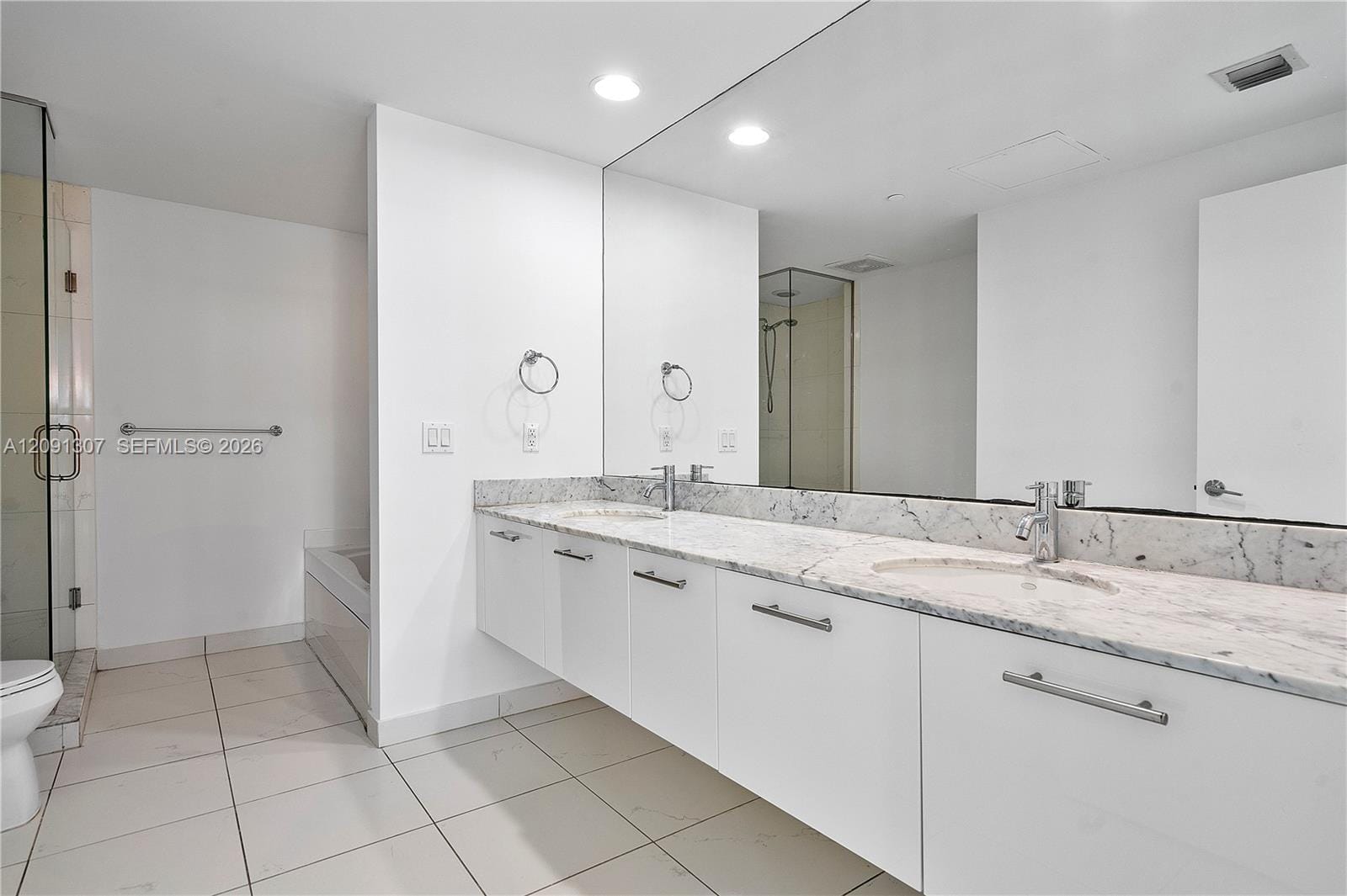 55 SE 6th Street 3605, Miami, FL 33131 photo 16