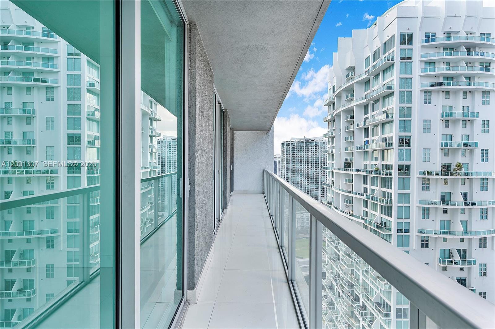 55 SE 6th Street 3605, Miami, FL 33131 photo 21