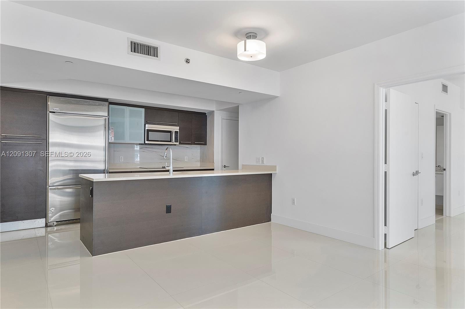 55 SE 6th Street 3605 — photo 9