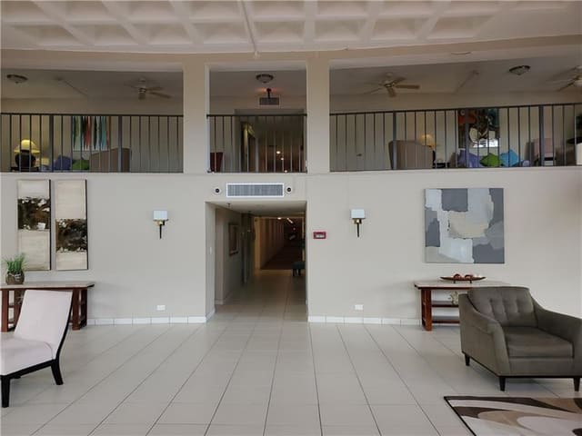 9233 SW 8TH Street 220, Boca Raton, FL 33428
