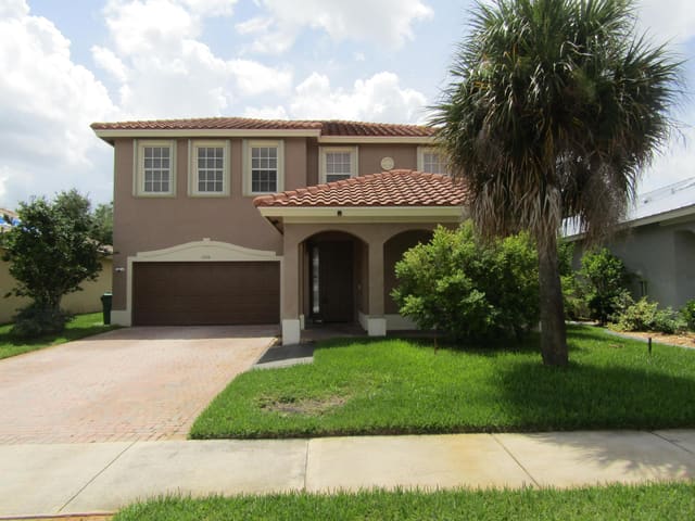 1756 SW Jamesport Drive, Portofino Isles, Port St. Lucie, FL