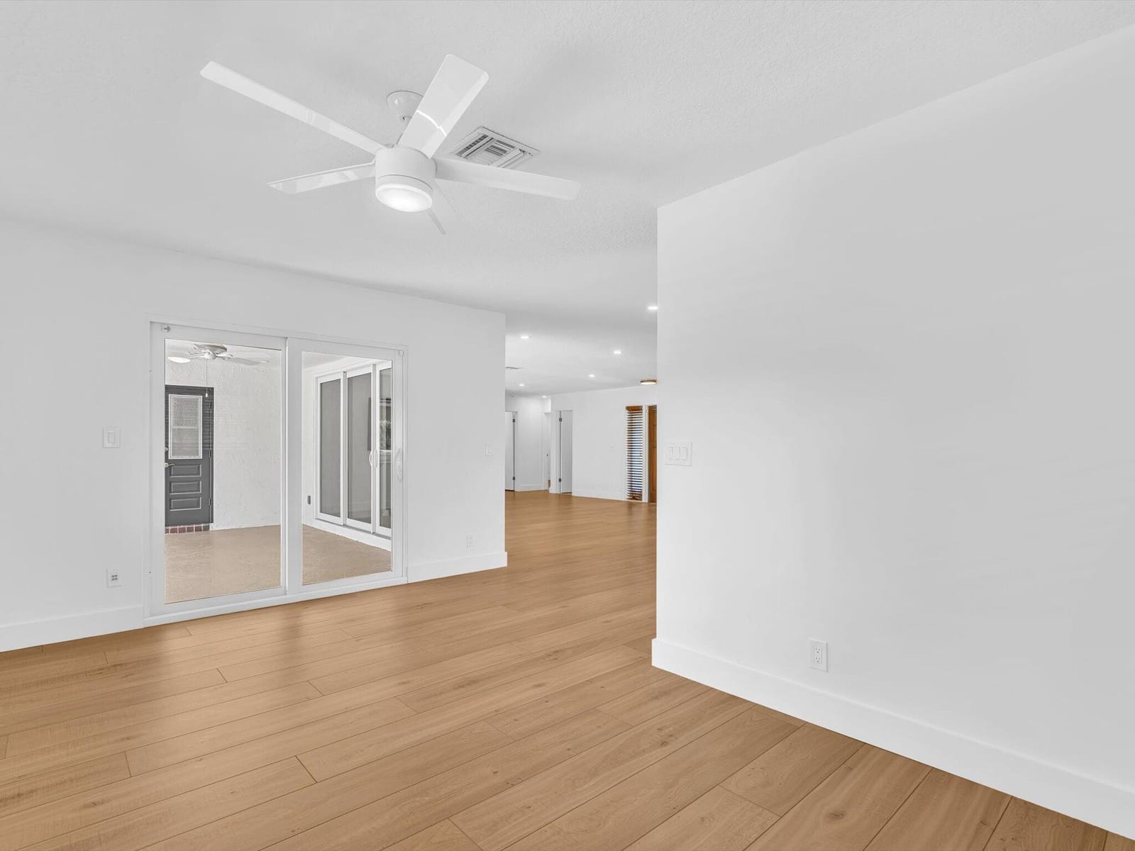 3264 Lakeview Drive, Delray Beach, FL 33445 photo 23