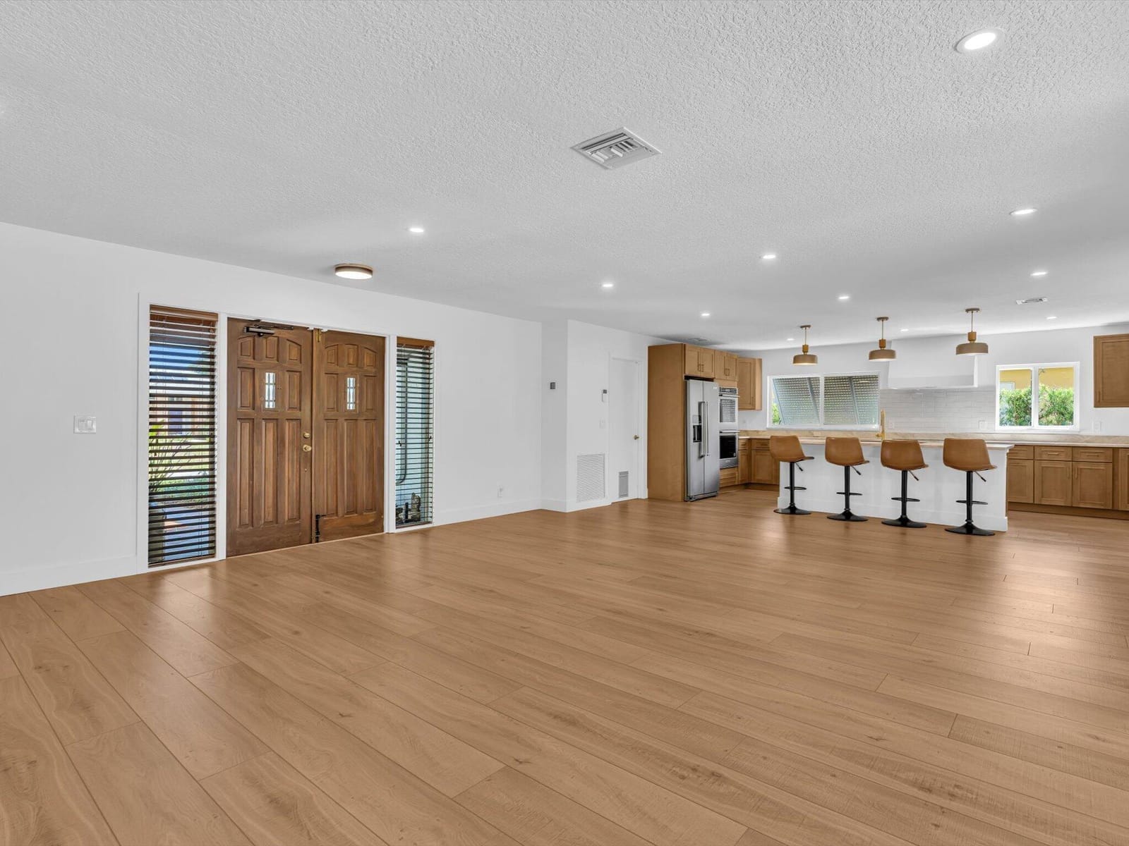 3264 Lakeview Drive — photo 7