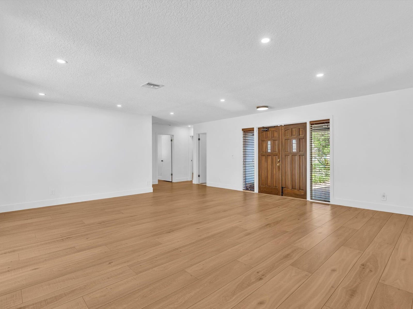 3264 Lakeview Drive — photo 9
